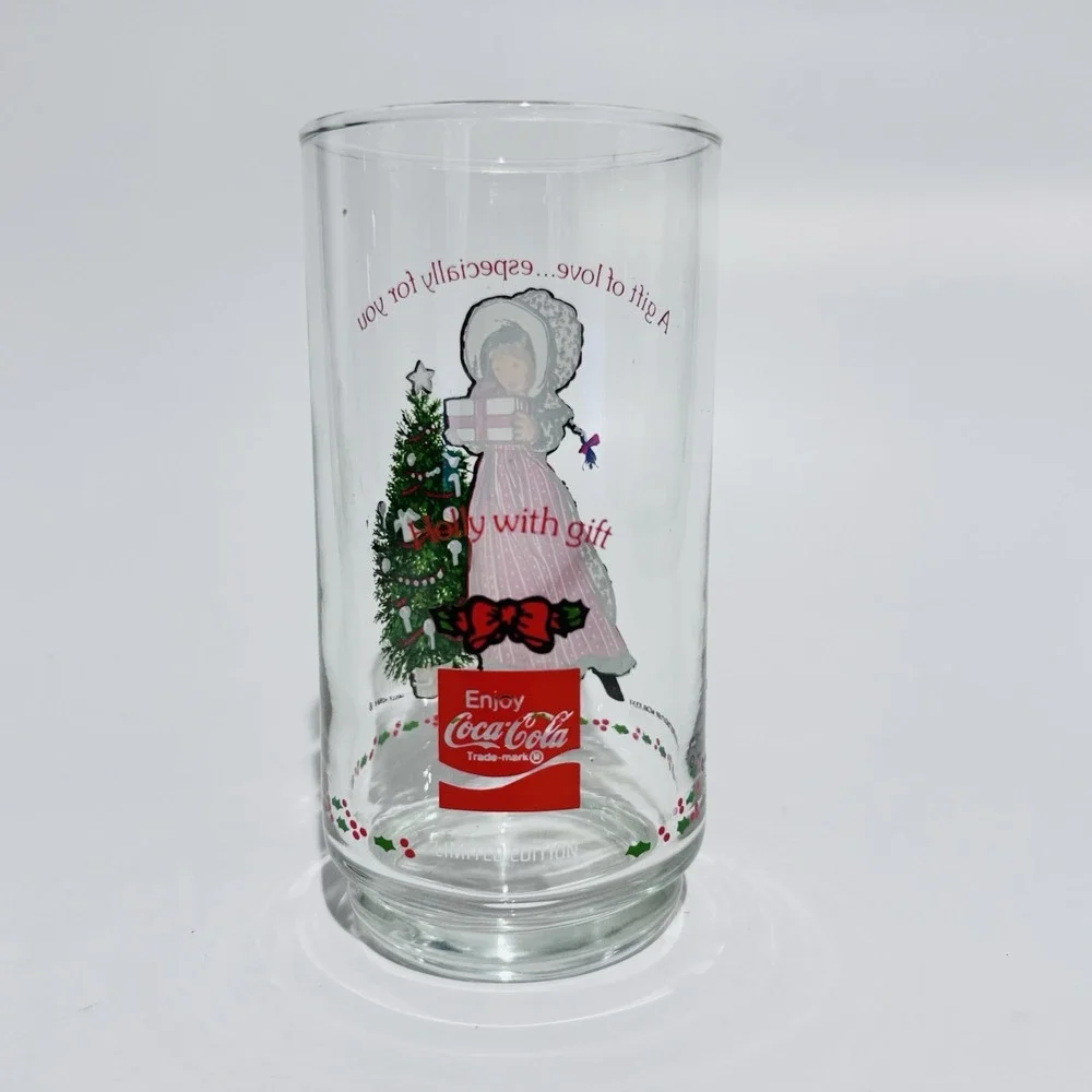 Vintage 70s Holly Hobbie Christmas Coca Cola Collector Glass A‎ Gift of Love...